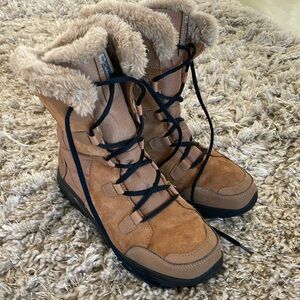 Columbia Ice Maiden Waterproof Boots Size 9